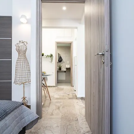 Canevaro Old Port Apartment *